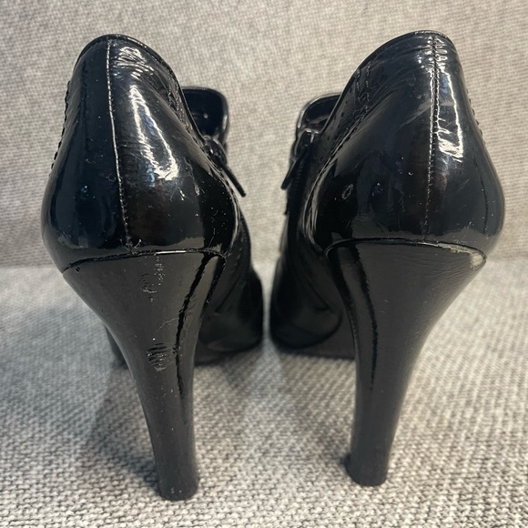 BCBGirls Black Heels Classic Elegance - Picture 2 of 16